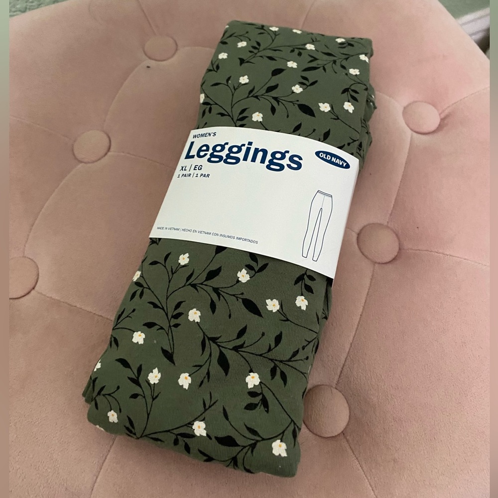 Old Navy Leggings (BRAND NEW)